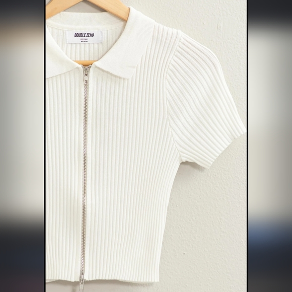 TWIK-White Women's Crop Top Zipper two way - Picture 3 of 6